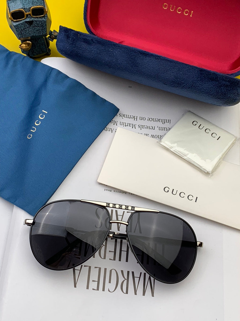 Gucci Navigator Frame Sunglasses