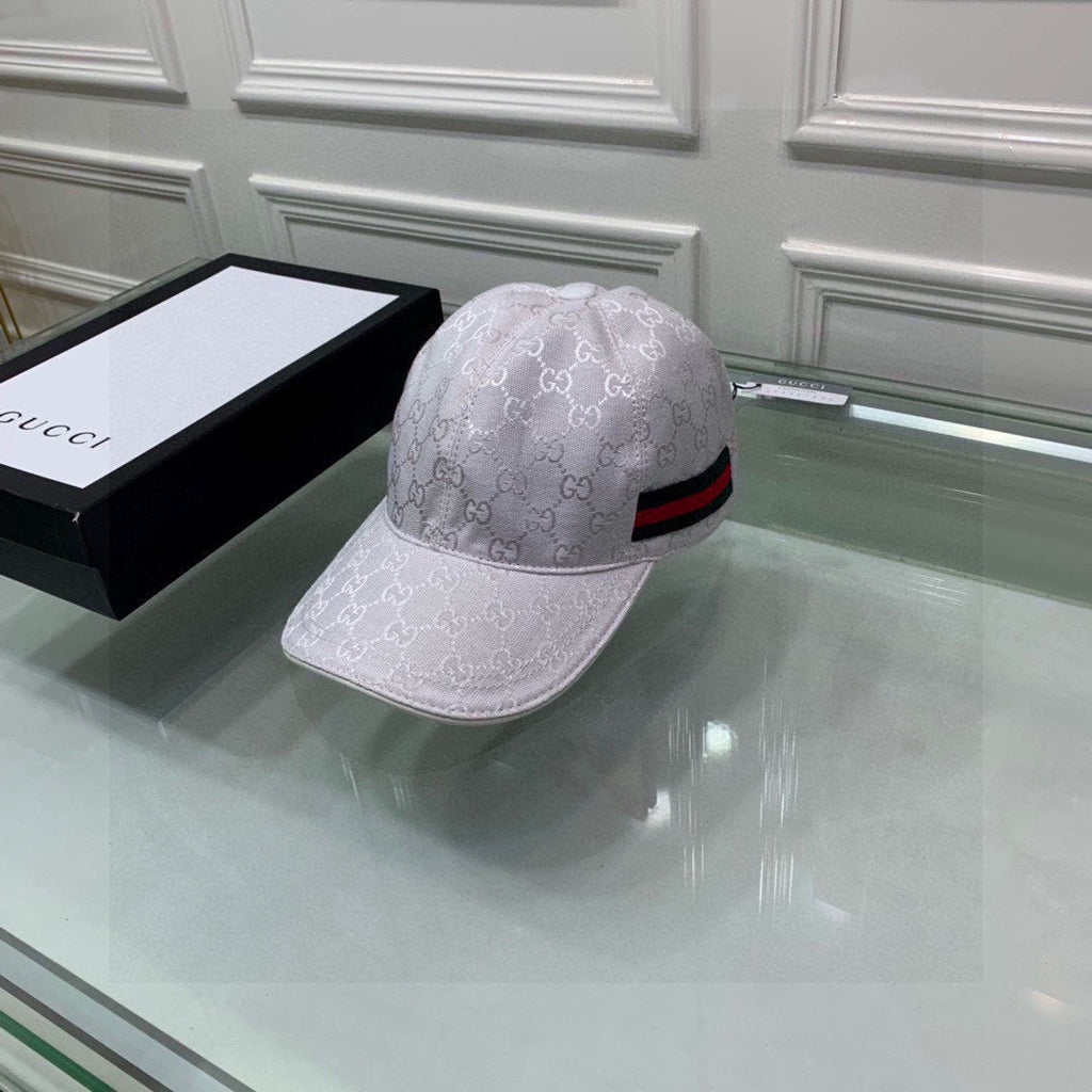 Gucci Canvas Baseball Cap with Web