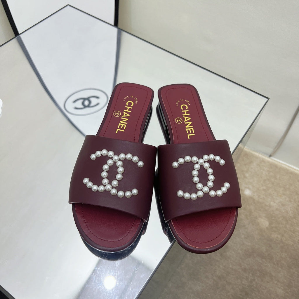 Chanel Sandals Red