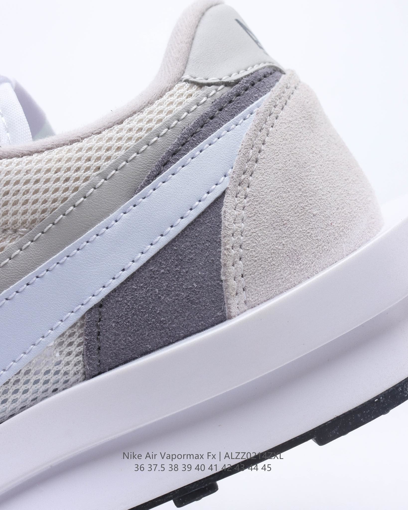 Nike Sacai Jogger Low Top Beige