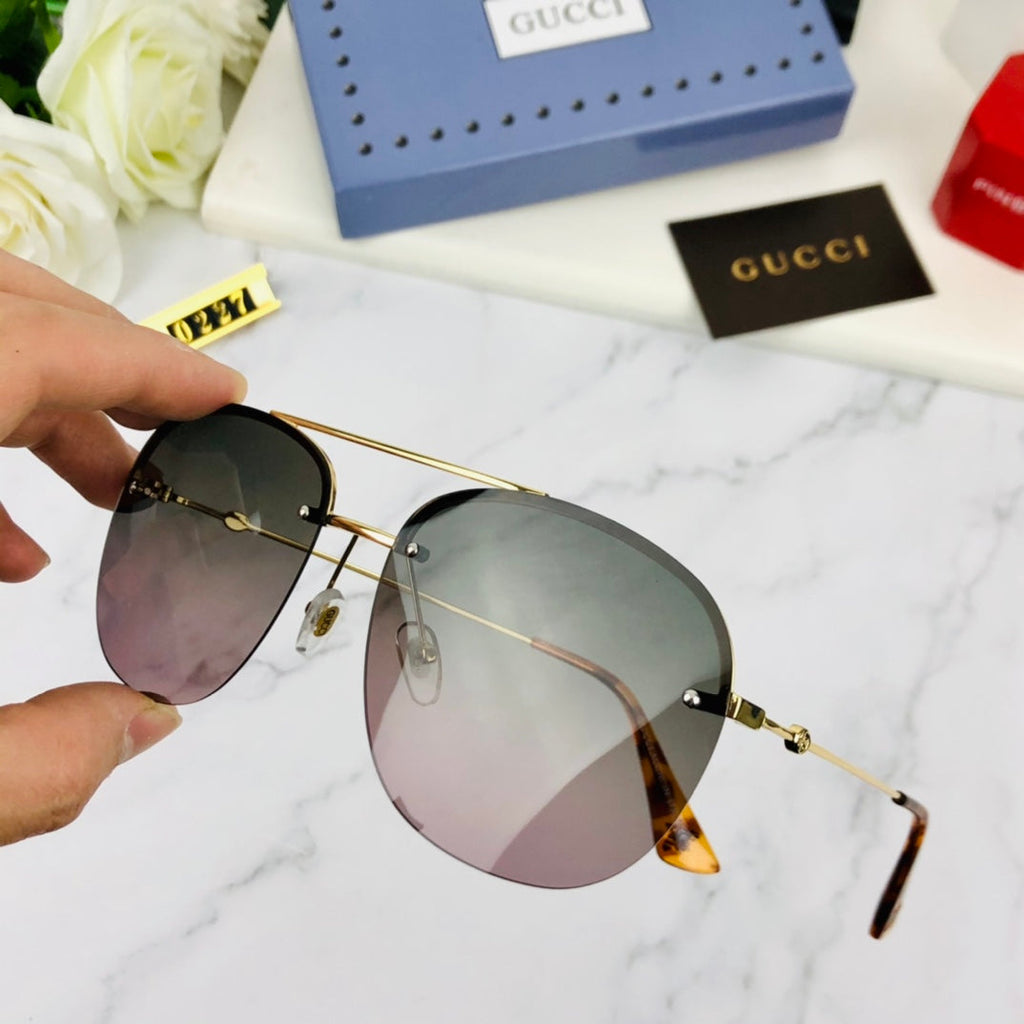 Gucci Navigator Frame Sunglasses