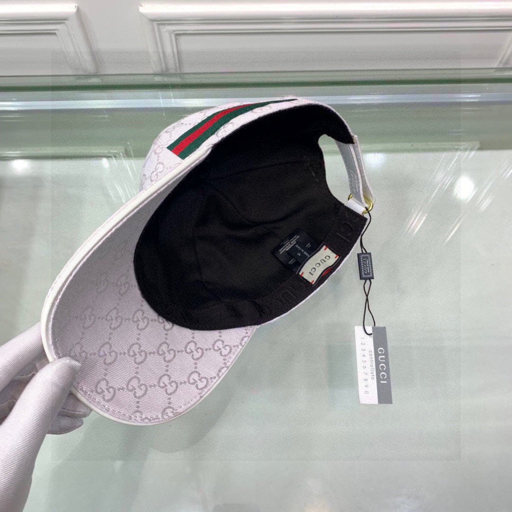 Gucci Canvas Baseball Cap with Web