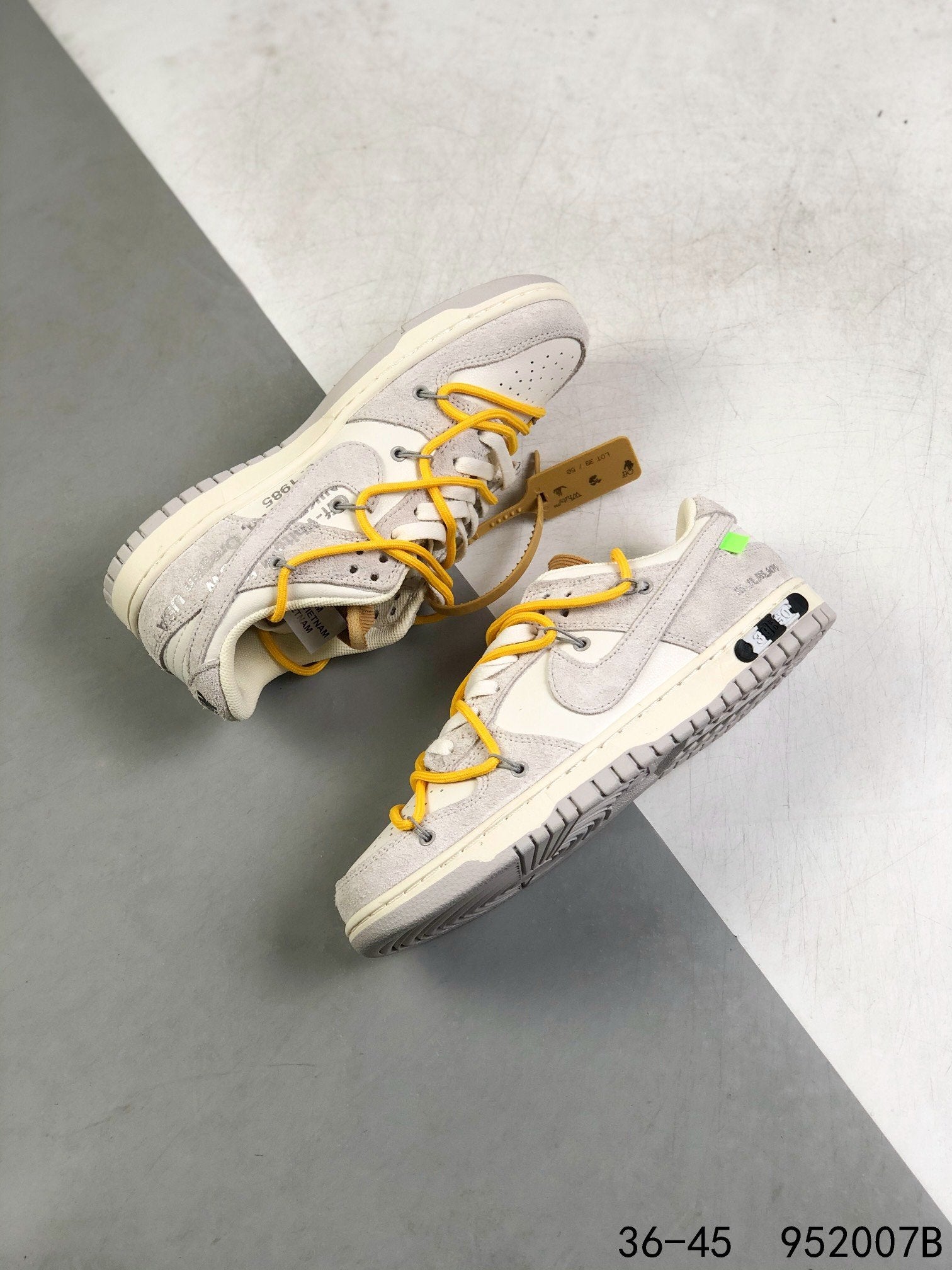 Nike Dunk Low Off-White Lot List
