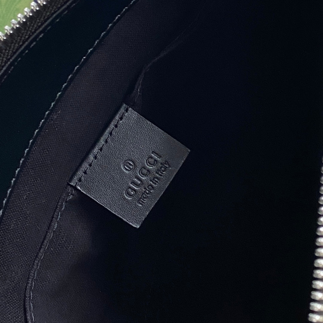 Gucci GG Black Small Messenger Bag 23cm Black