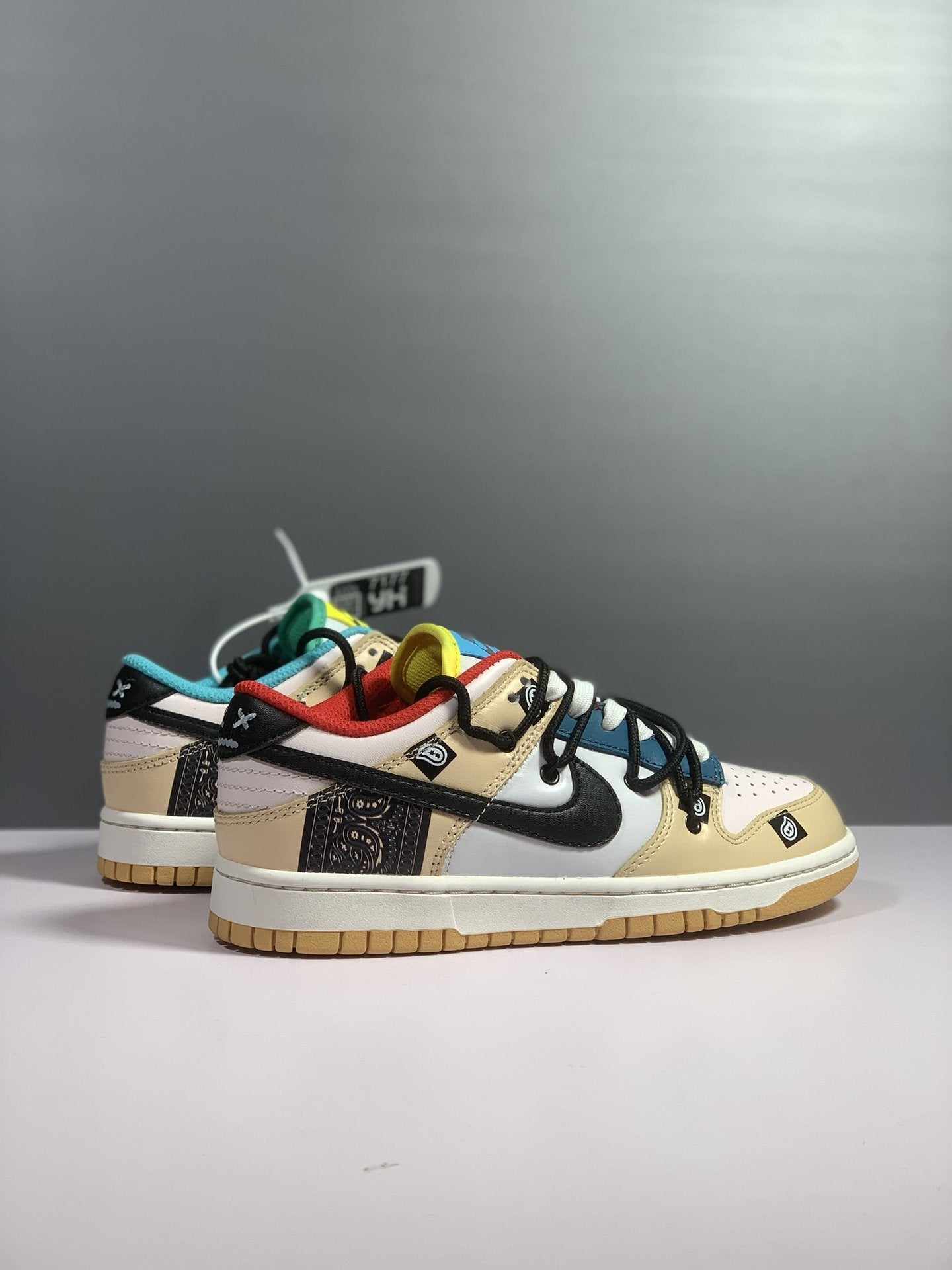 Nike SB Dunk Low Top