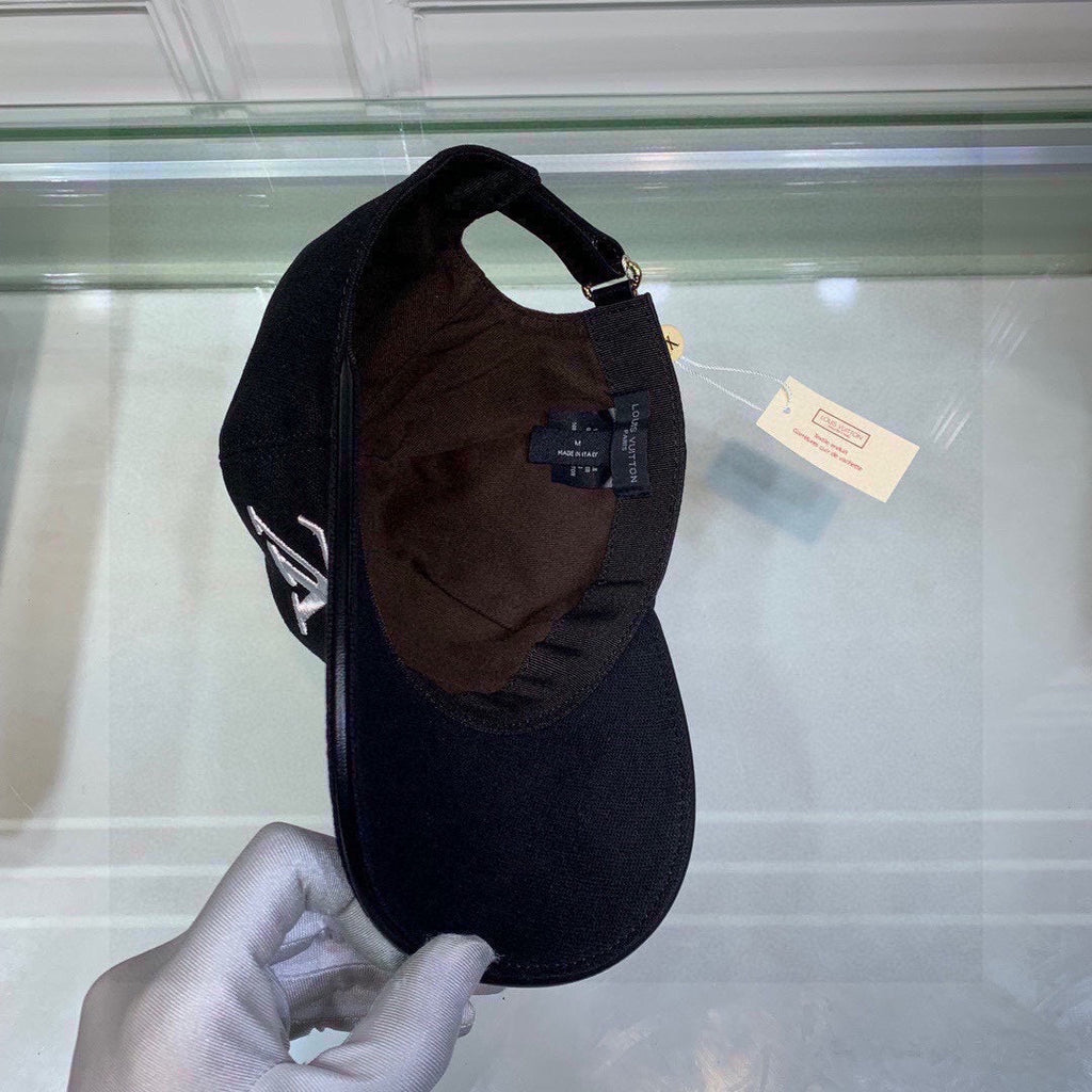 Louis Vuitton Get Ready Cap Black