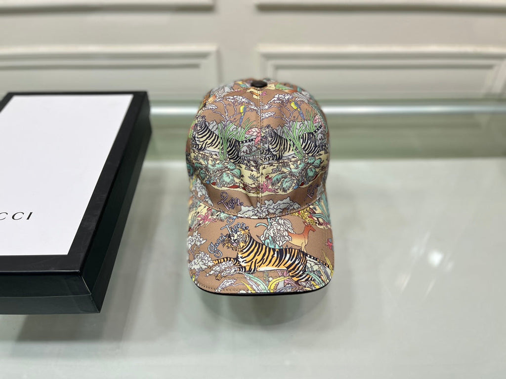 Gucci Canvas Baseball Cap Tiger