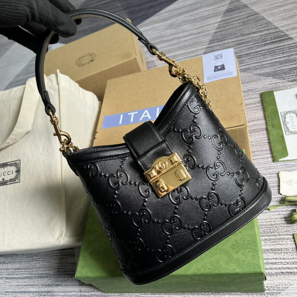 Gucci Small GG Shoulder Bag 25cm Black
