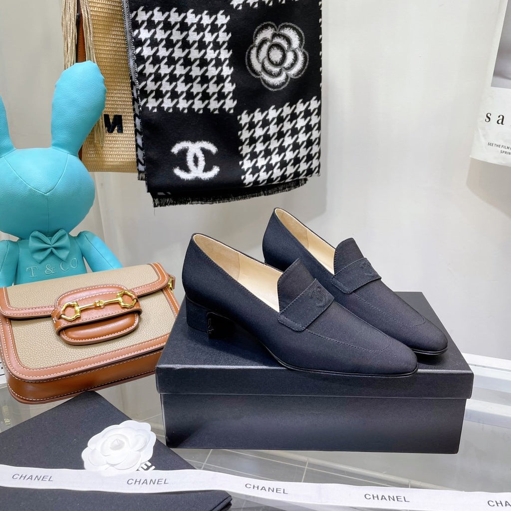 Chanel Loafers Black