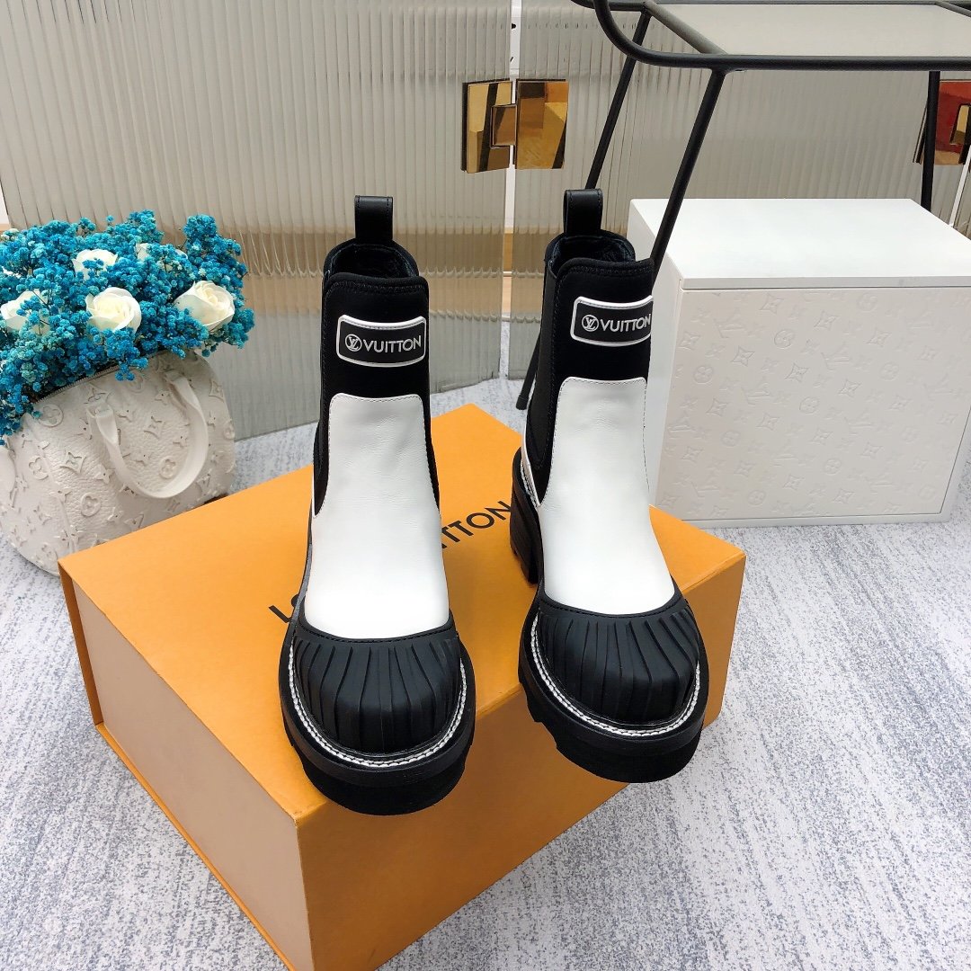 Louis Vuitton Beaubourg Ankle Boot Black/White