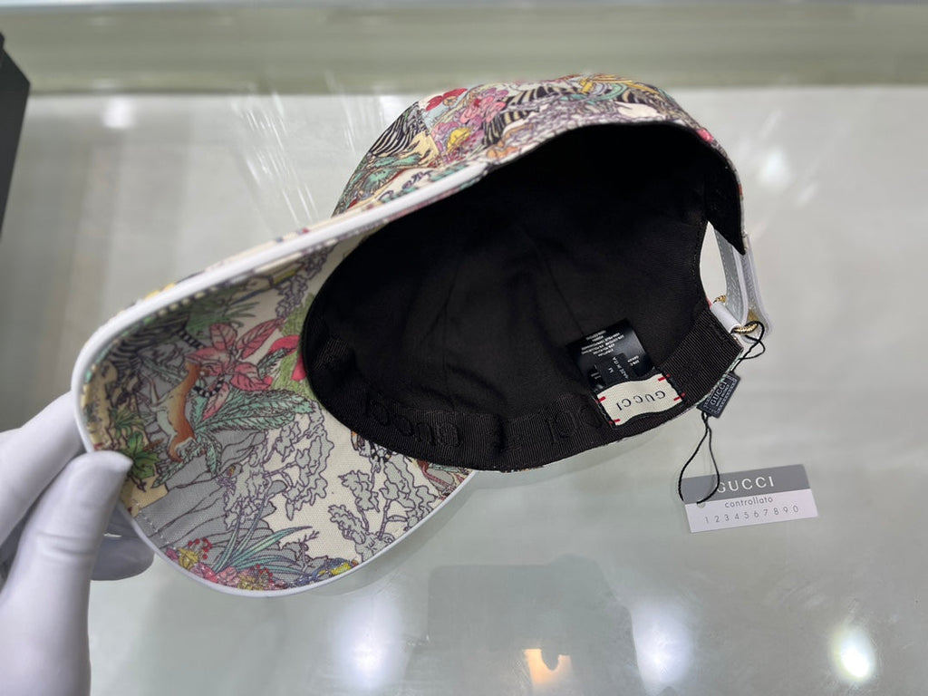 Gucci Canvas Baseball Cap Tiger