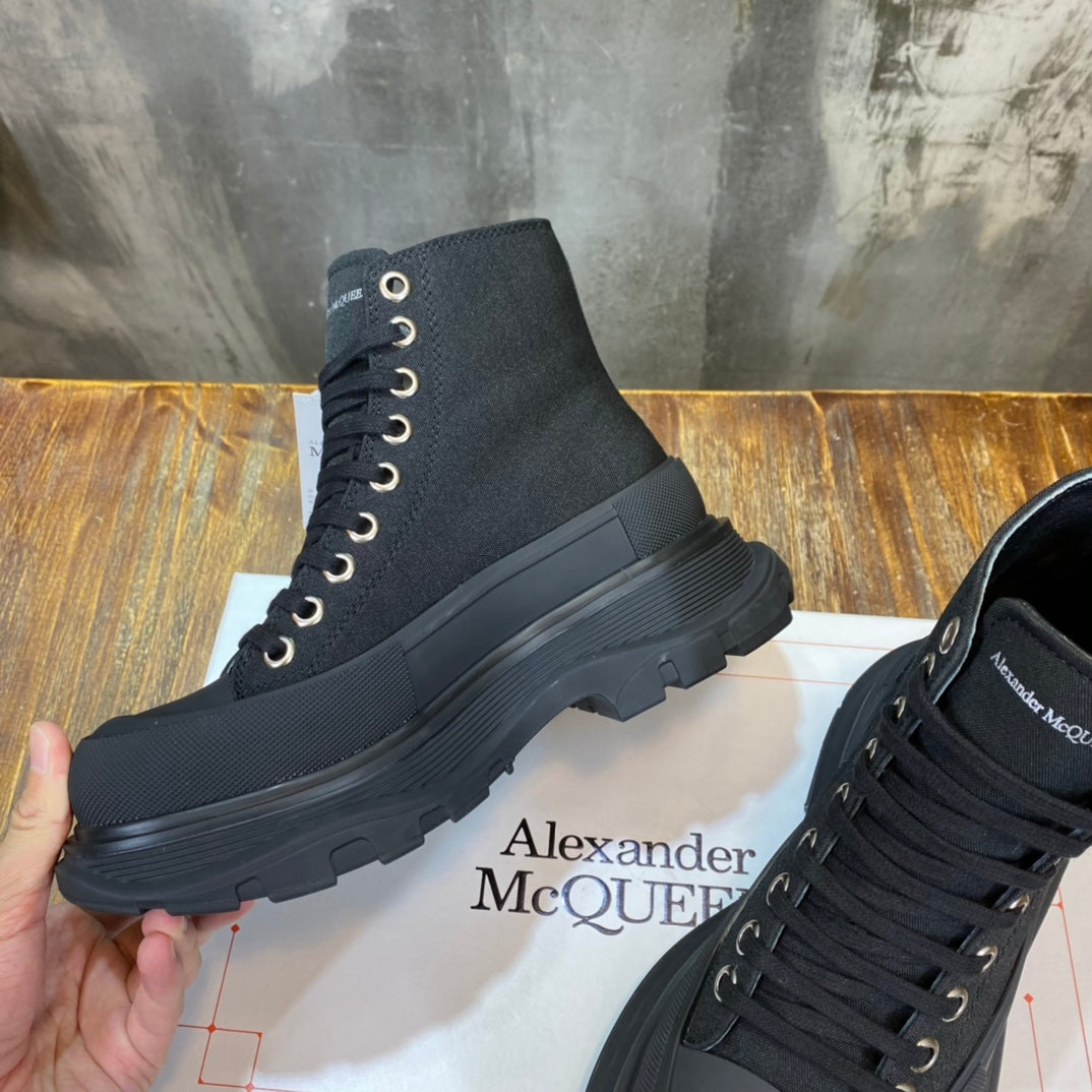Alexander McQueen Tread Slick Boot