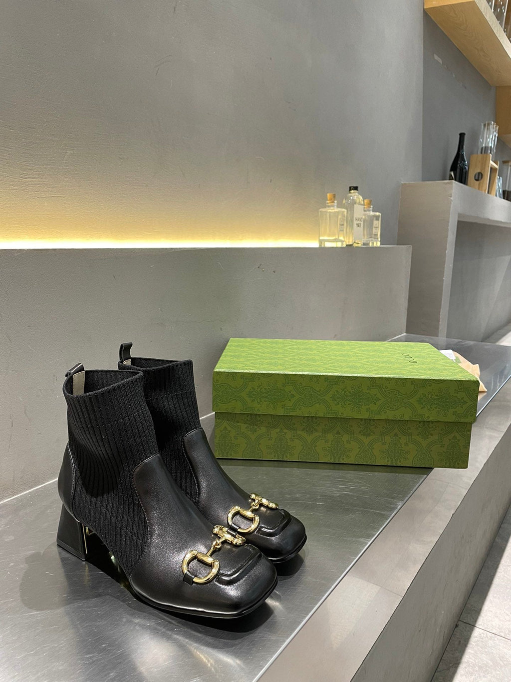 Gucci Ankle Boots With Horsebit Black