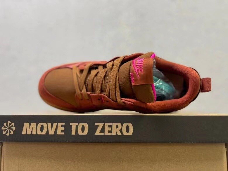 Nike Wmns Dunk Low Disrupt 2 Desert Bronze