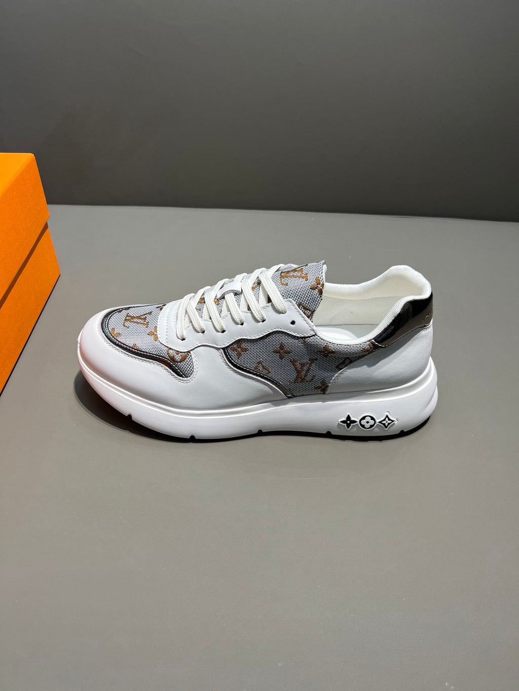 Louis Vuitton Trainer Sneaker