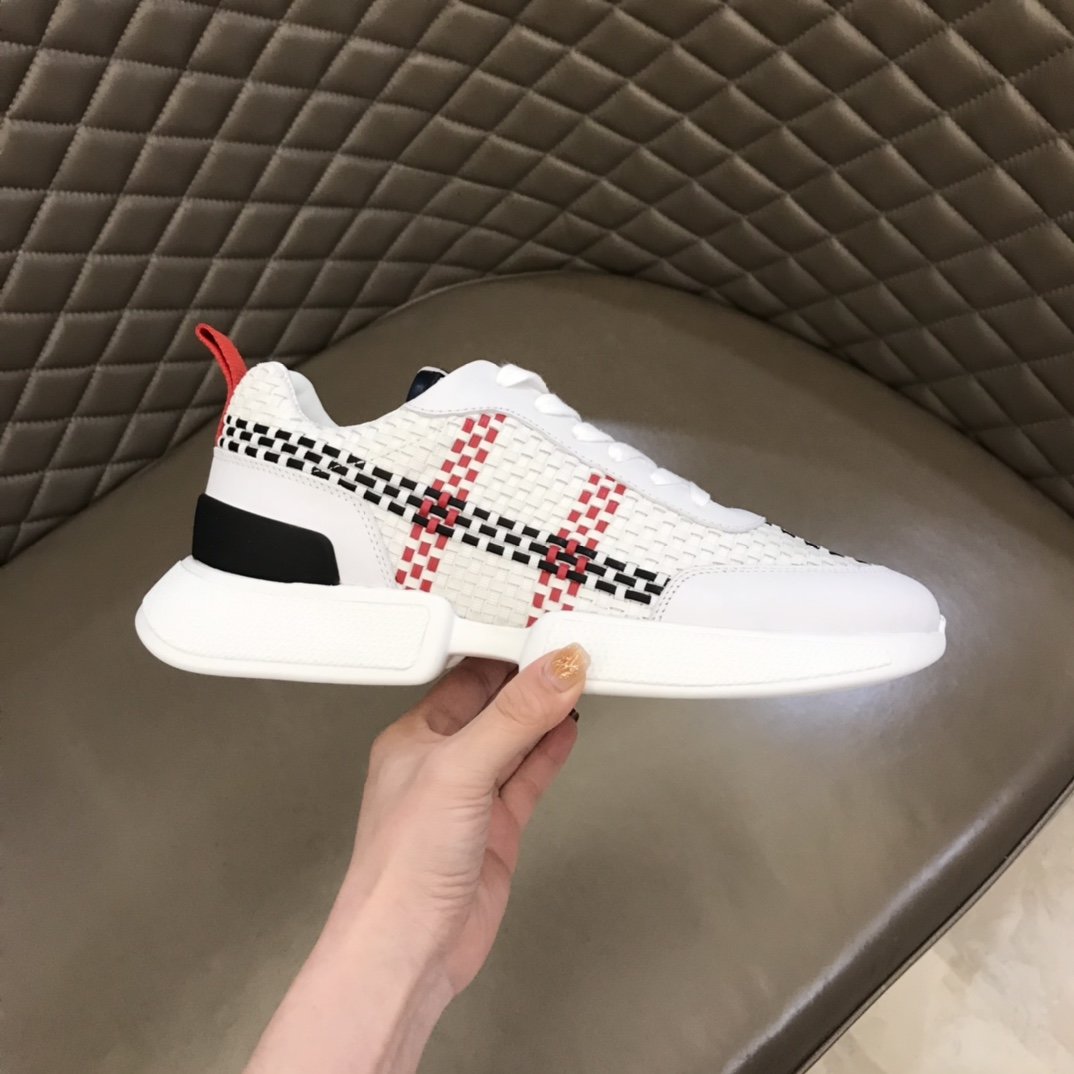 Hermes Trail Sneaker