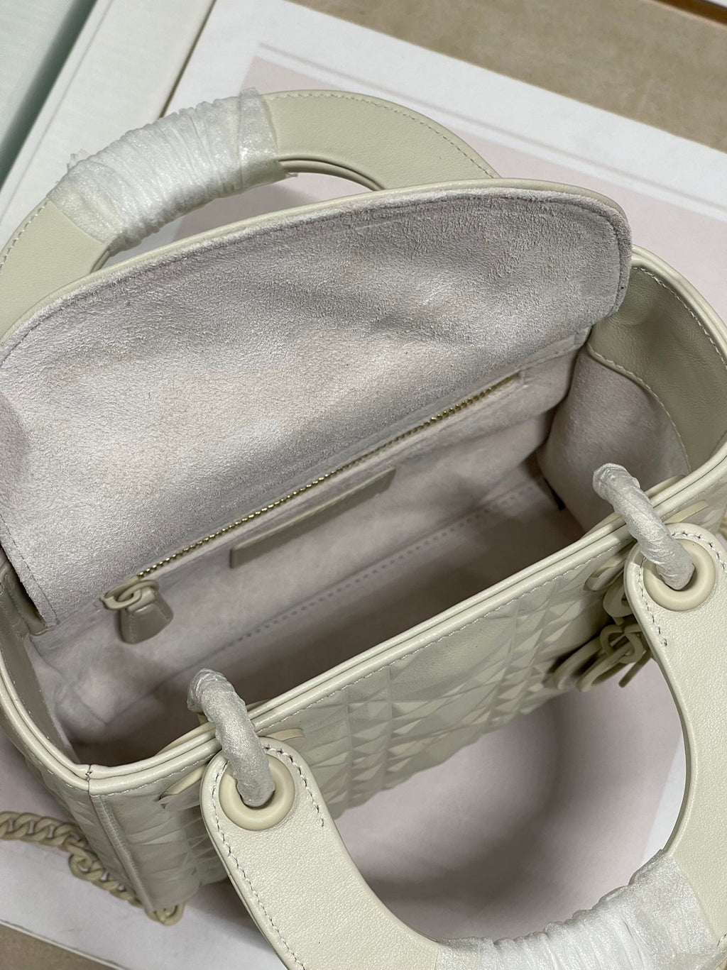 Christian Dior Lady Dior Bag 17cm Beige