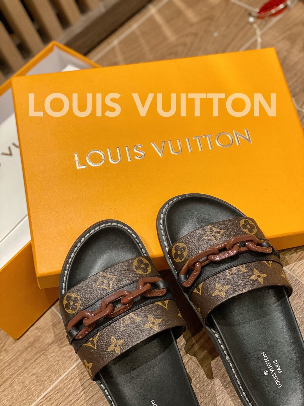 Louis Vuitton Unset Flat Comfort Mule White/Brown