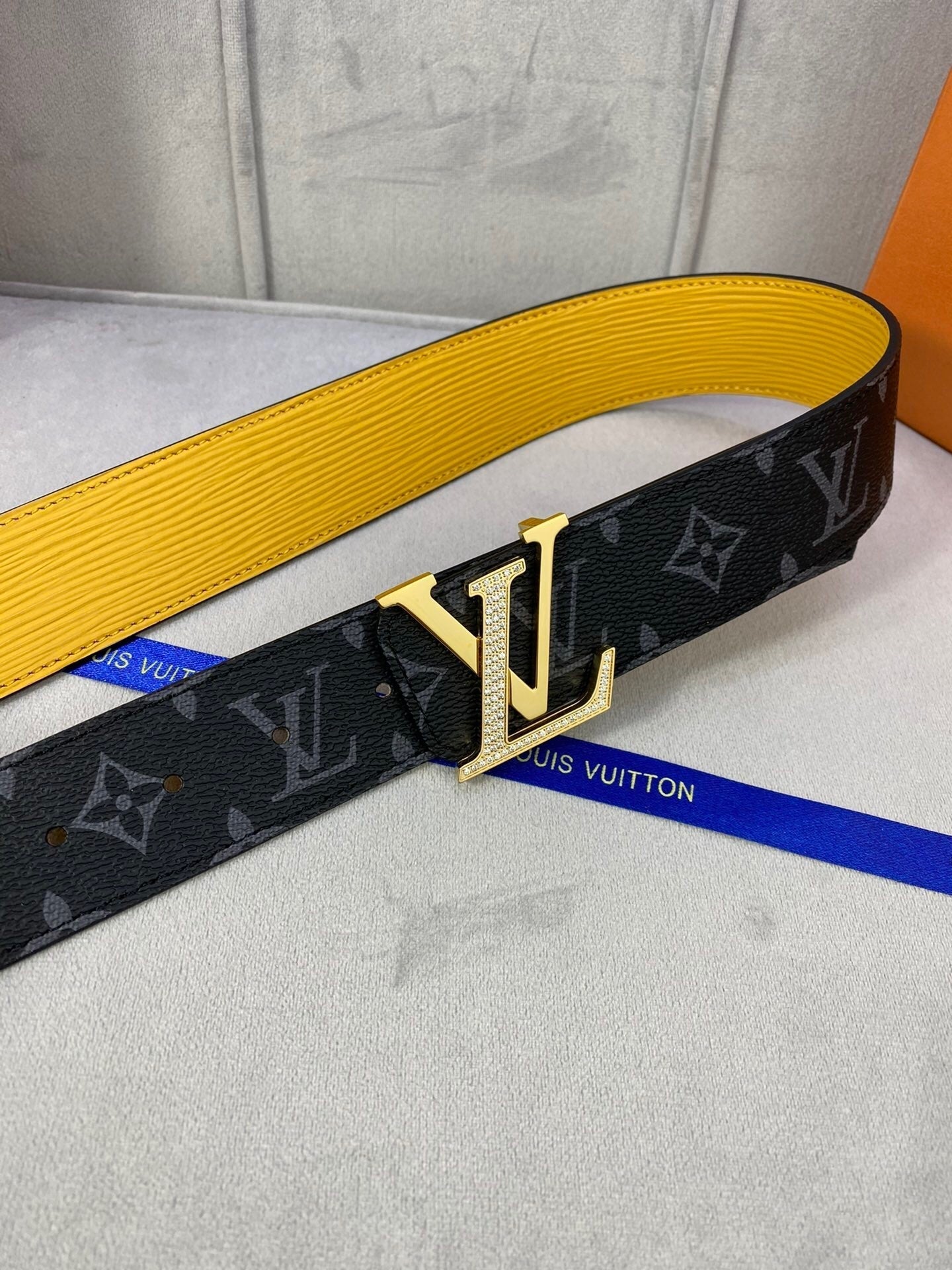 Louis Vuitton Initiales Reversible