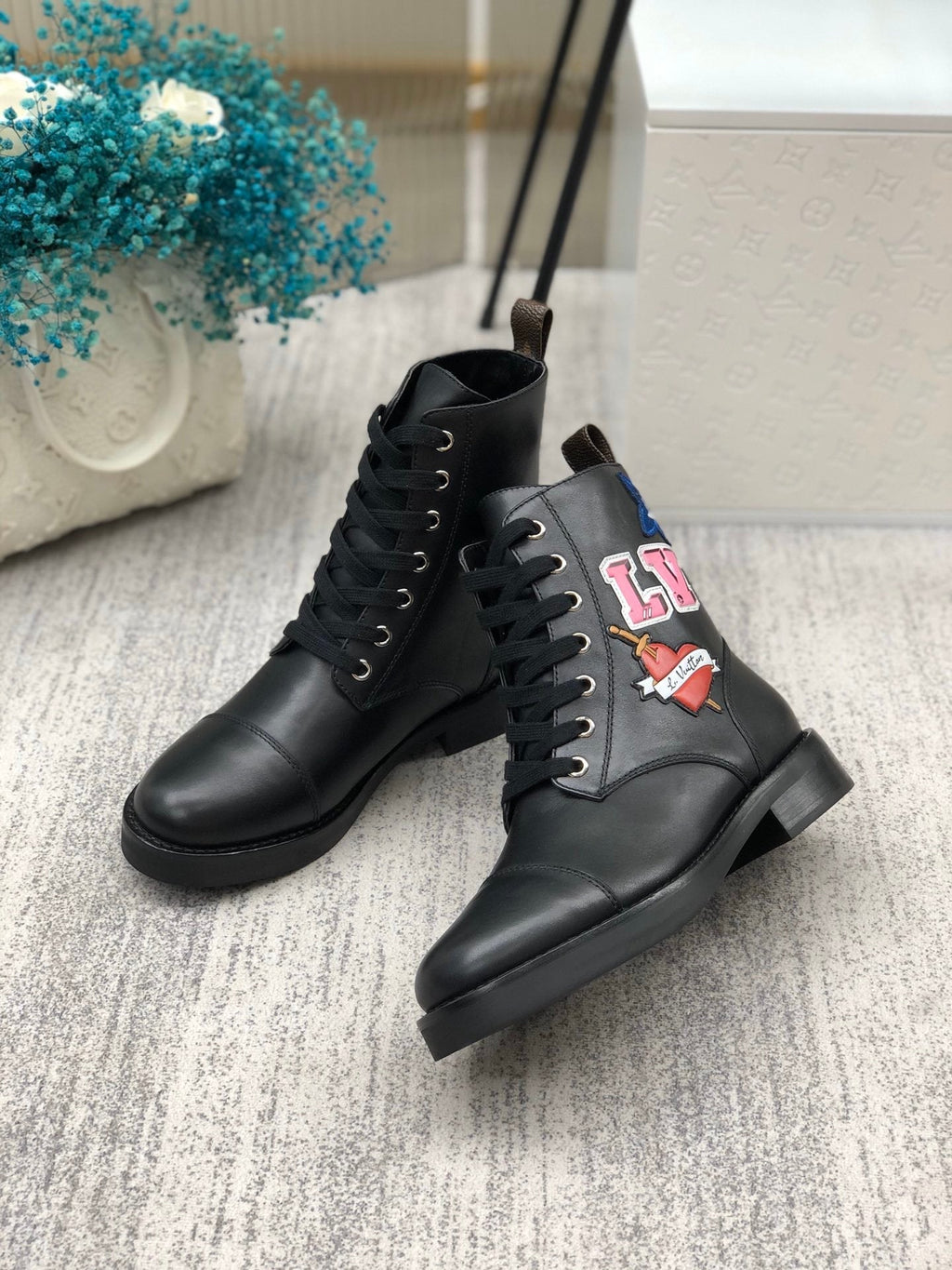 Louis Vuitton Wonderland Ranger Black