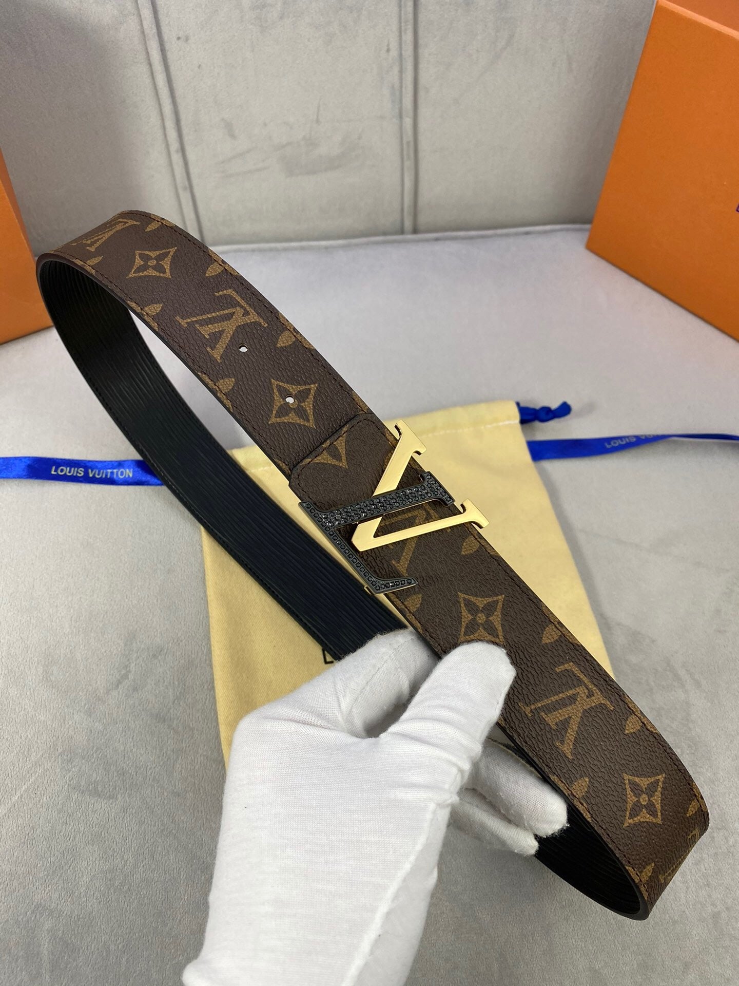 Louis Vuitton Initiales Reversible