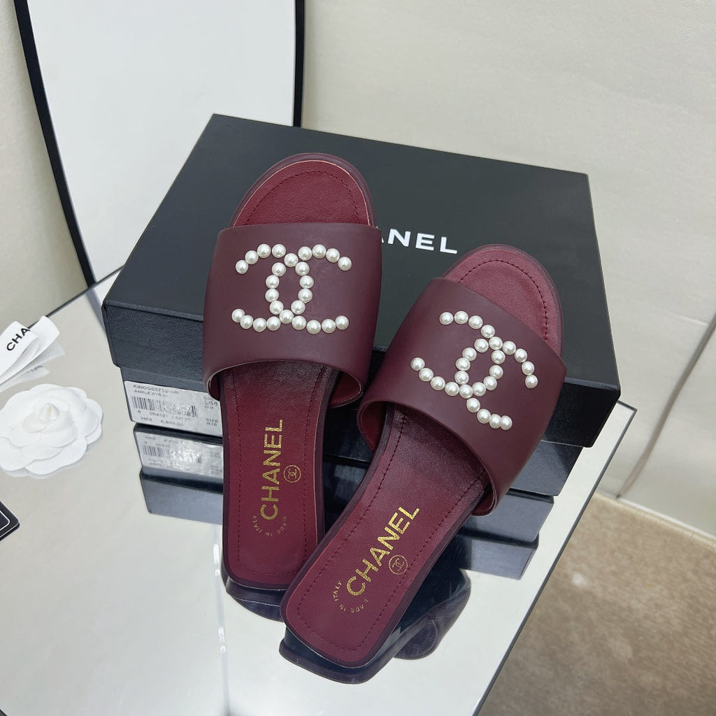Chanel Sandals Red