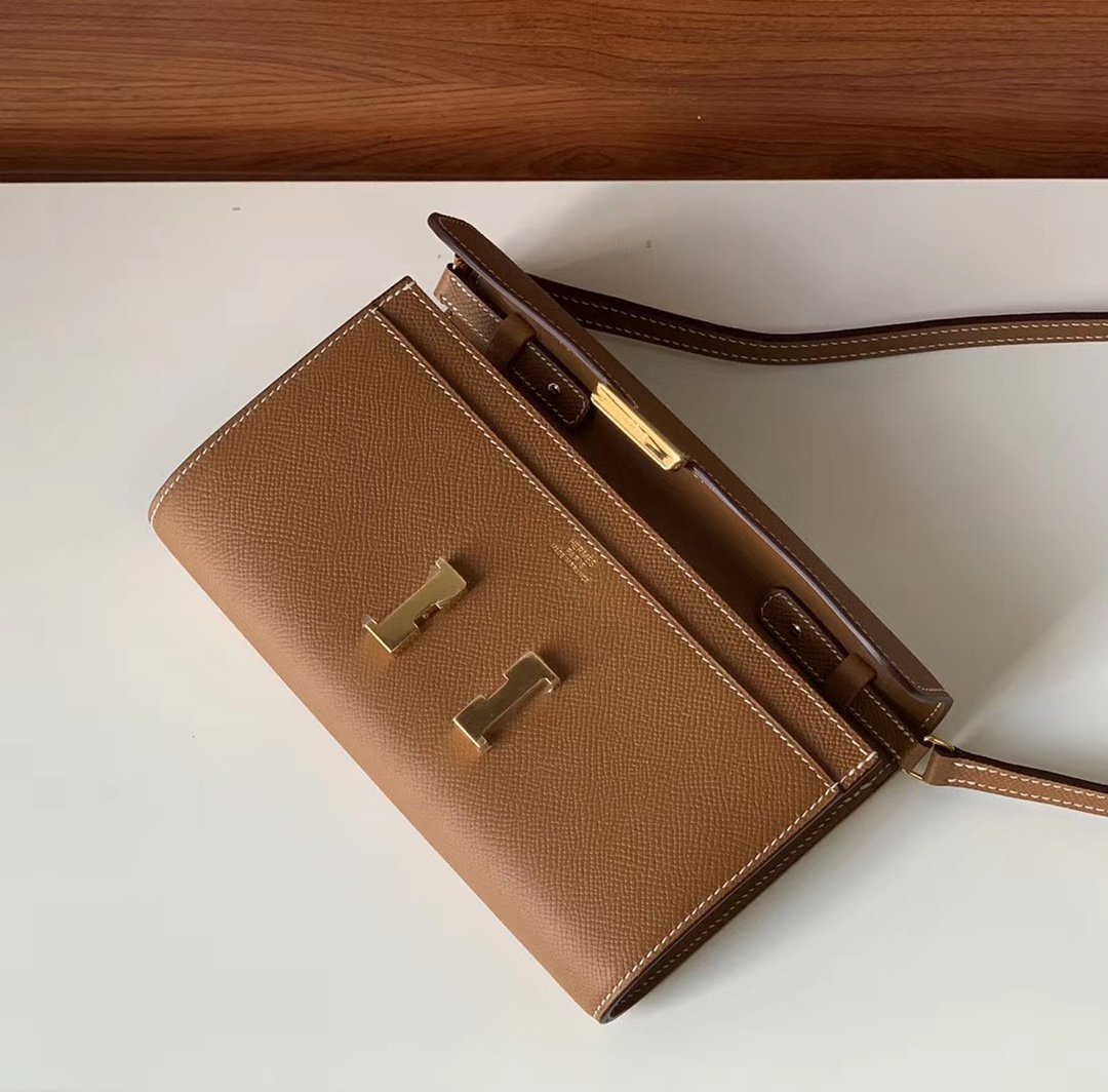 Hermes Constance Togo 21cm Brown