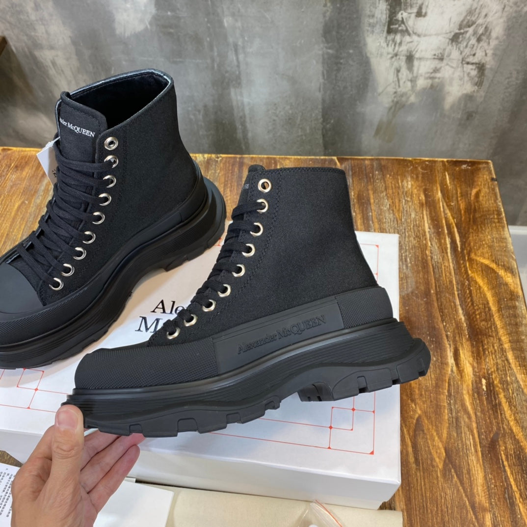 Alexander McQueen Tread Slick Boot