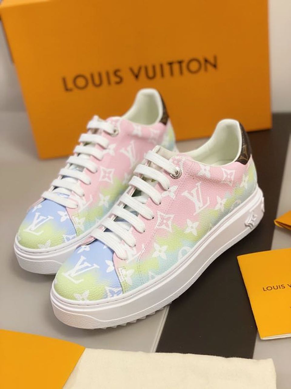 Louis Vuitton Tie Dye Escale Time Out Sneakers Calfskin Leather Spring/Summer 2020 Collection 1A7UM7 Pastel Pink