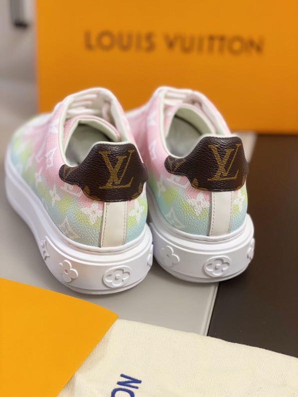Louis Vuitton Tie Dye Escale Time Out Sneakers Calfskin Leather Spring/Summer 2020 Collection 1A7UM7 Pastel Pink