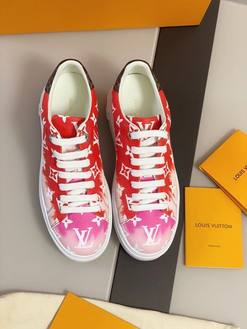 Louis Vuitton Tie Dye Escale Time Out Sneakers Calfskin Leather Spring/Summer Collection 1A7ULR, Rouge