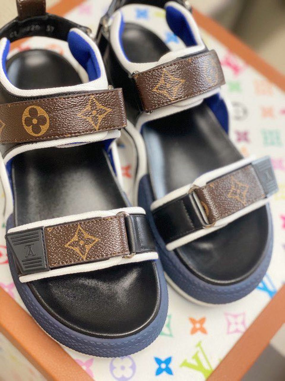 Louis Vuitton Archlight Sandals Calfskin Leather Spring/Summer Collection 1A7TW8 Brown