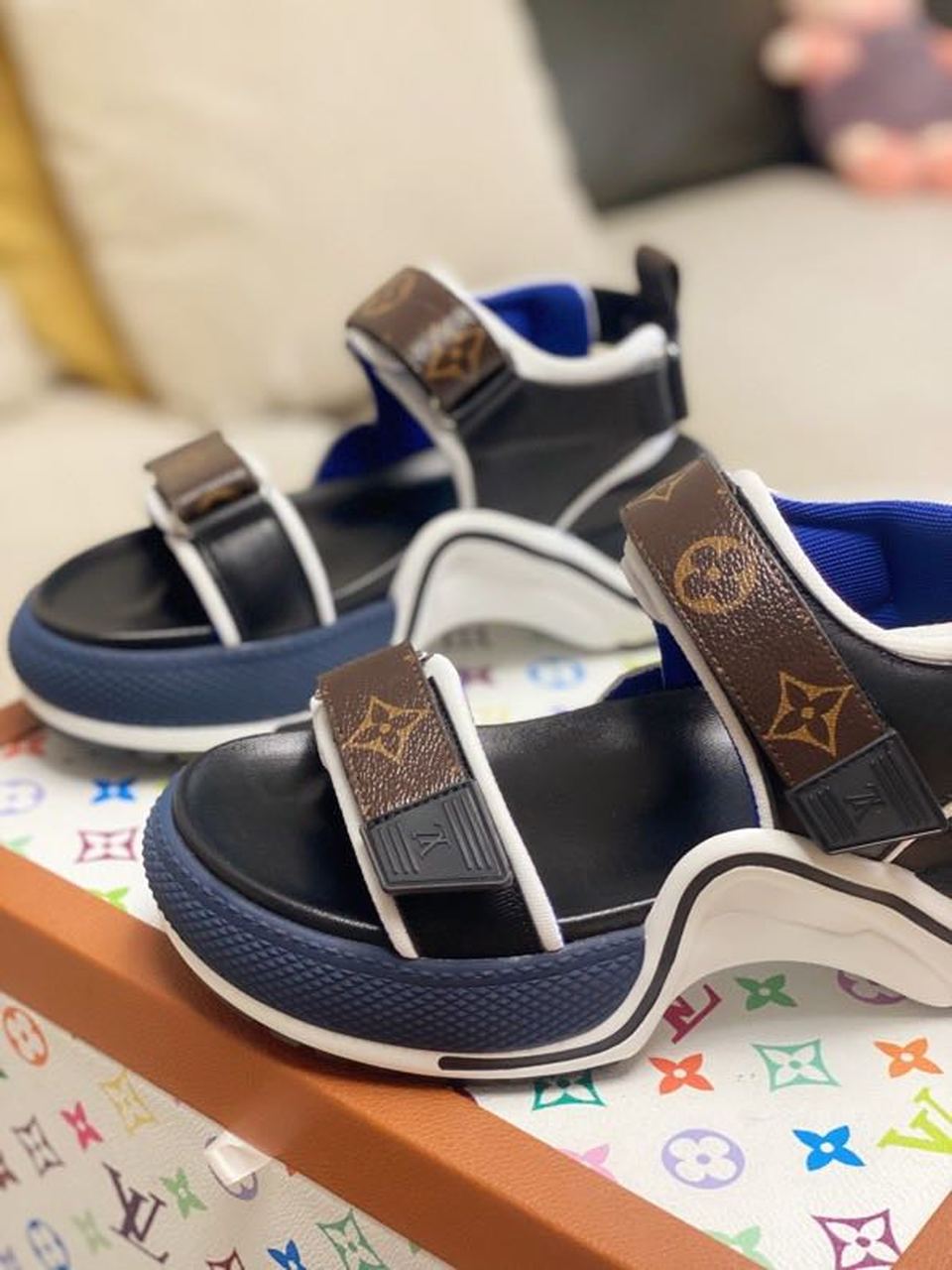 Louis Vuitton Archlight Sandals Calfskin Leather Spring/Summer Collection 1A7TW8 Brown