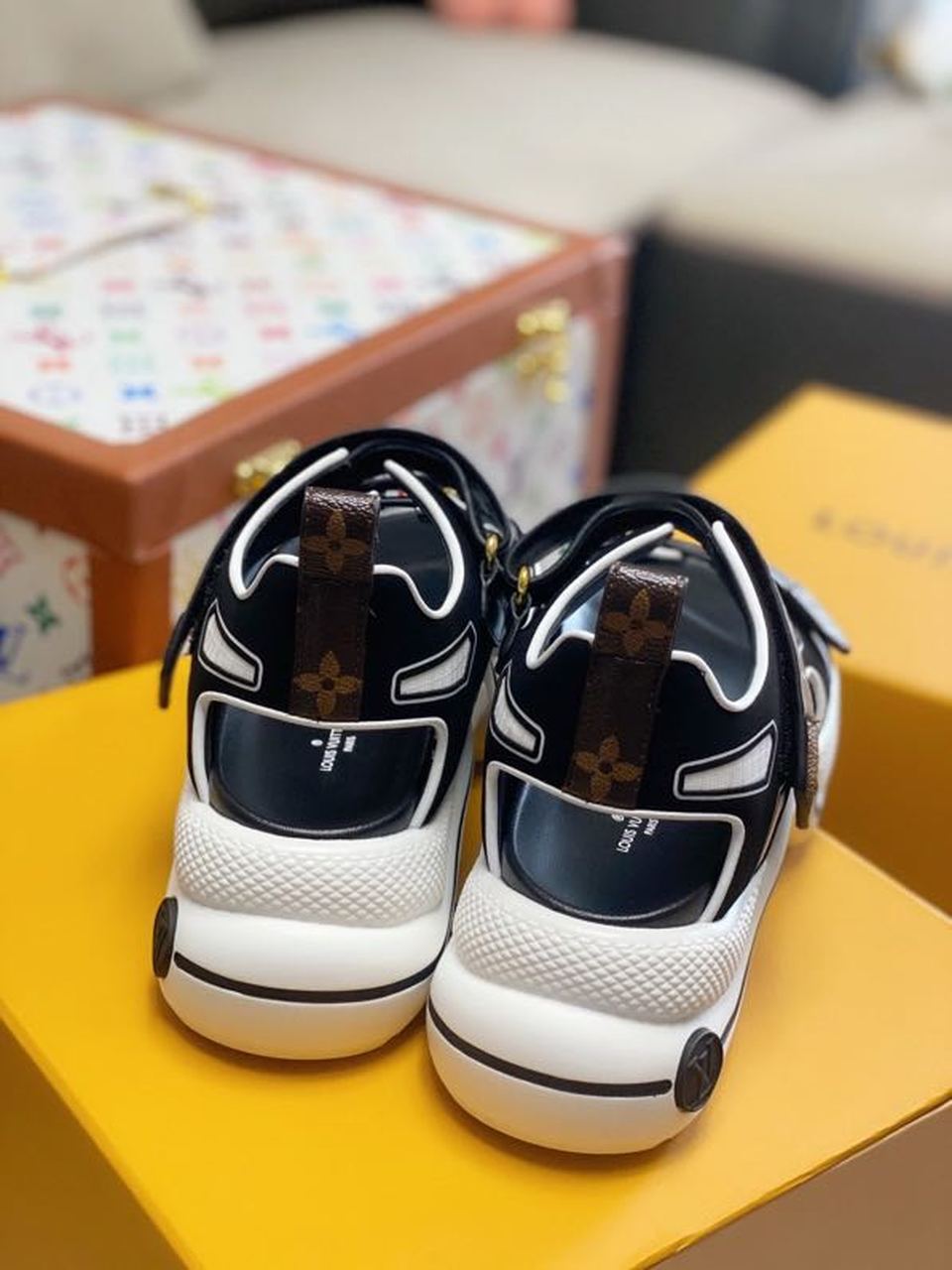 Louis Vuitton Archlight Sandals Calfskin Leather Spring/Summer 2020 Collection 1A7TW8 Black