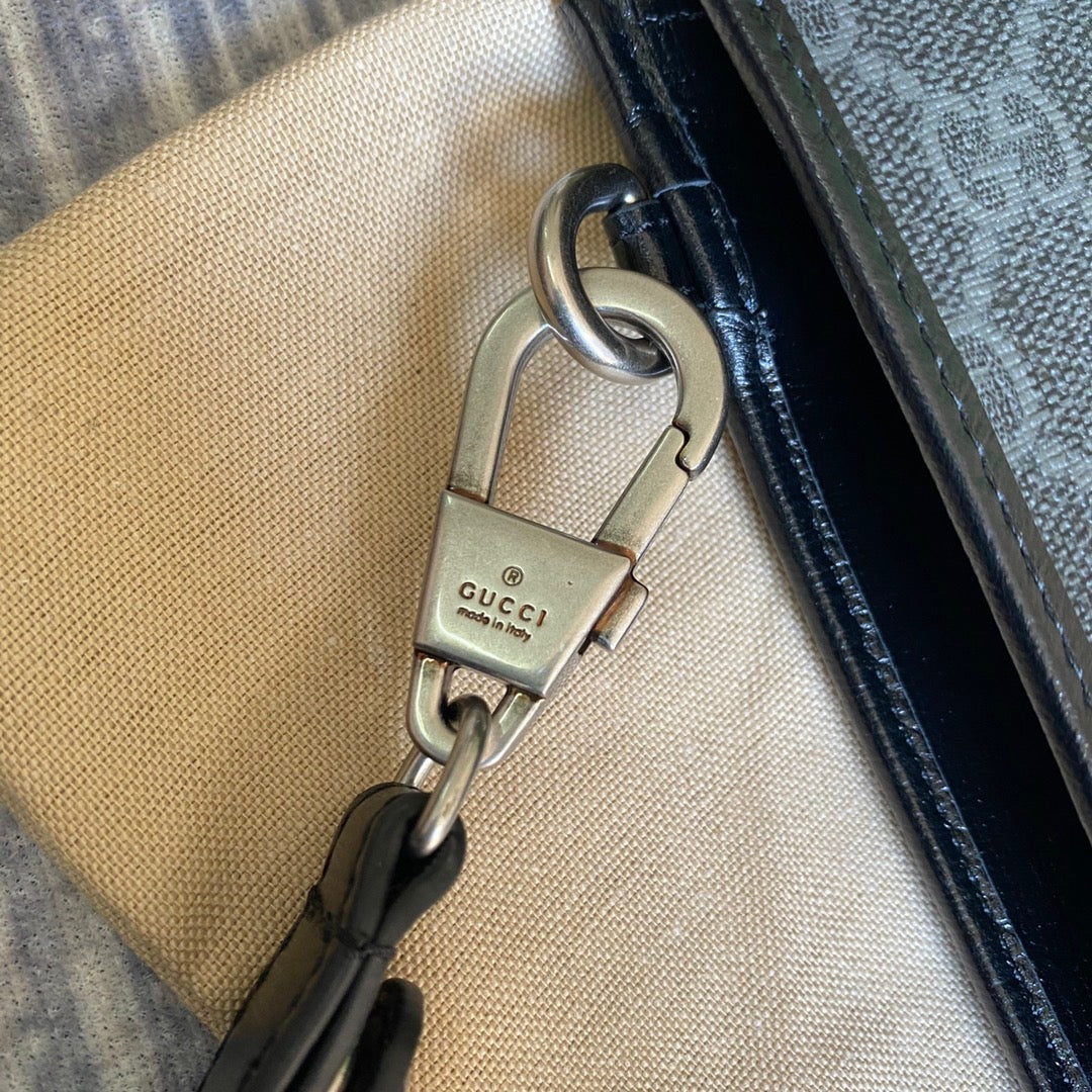 Gucci Beauty Case With Interlocking G