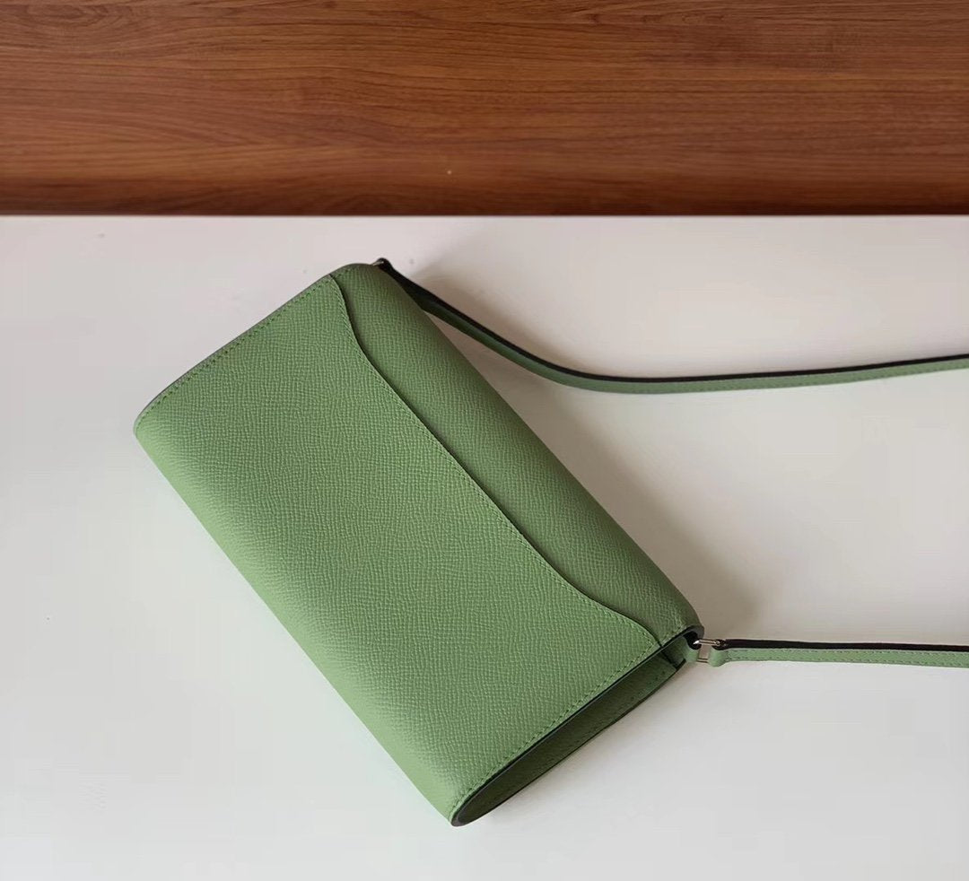 Hermes Constance Togo 21cm Green