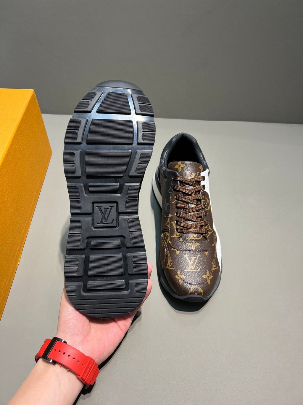 Louis Vuitton Trainer Sneaker