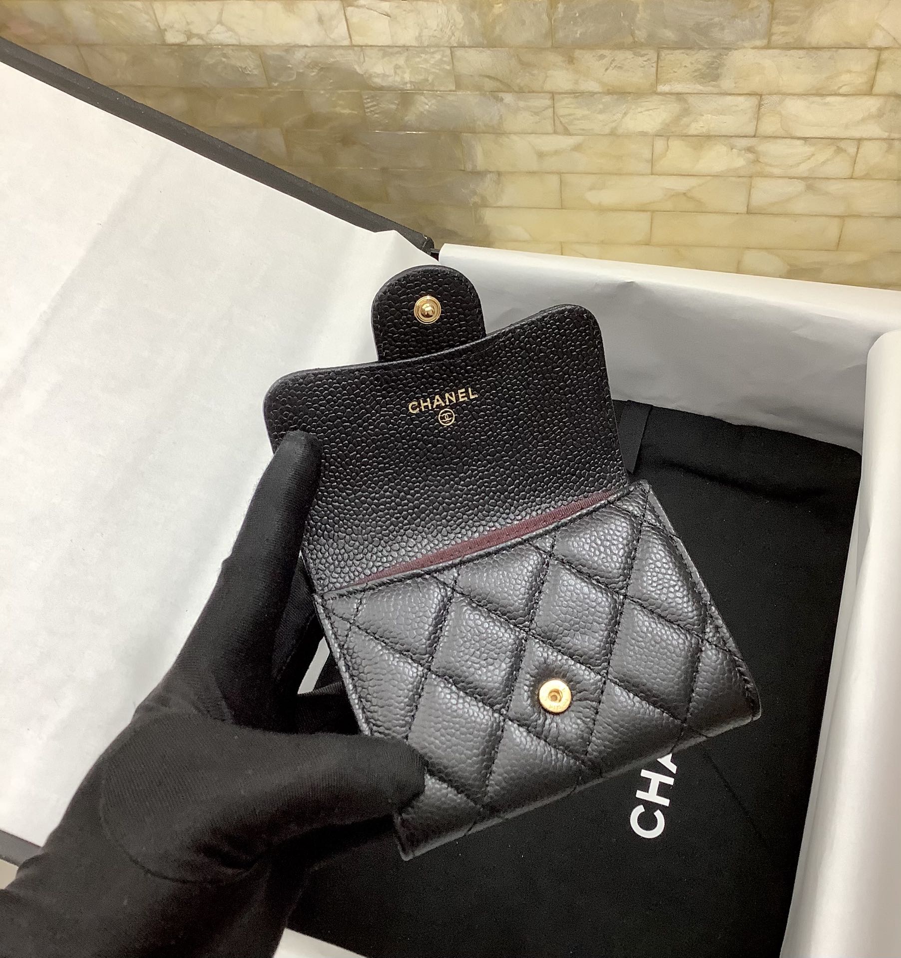 CO-CO Chanel Classic Card Holder with Gold hardware 11cm