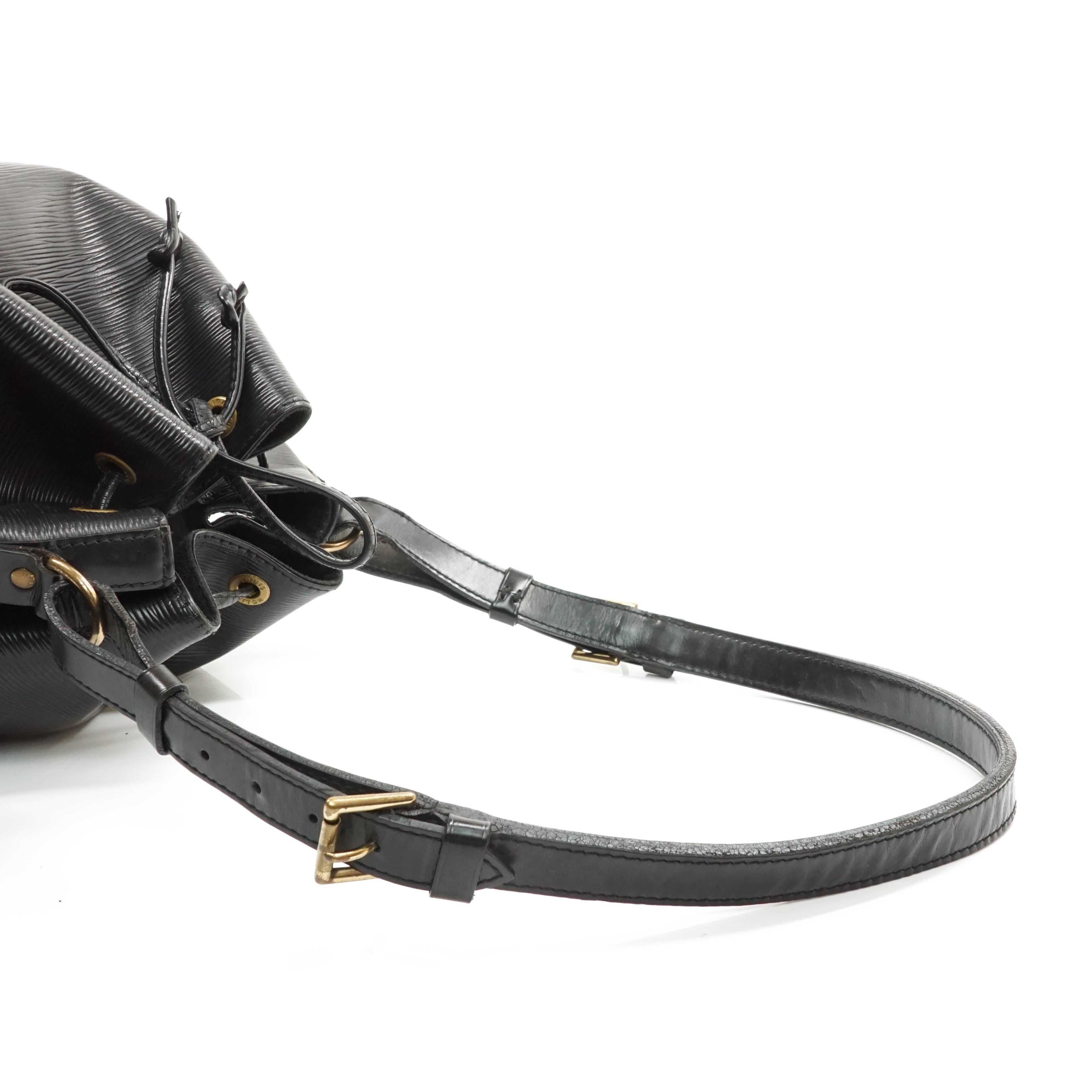Louis Vuitton Noe Shoulder Bag Epi