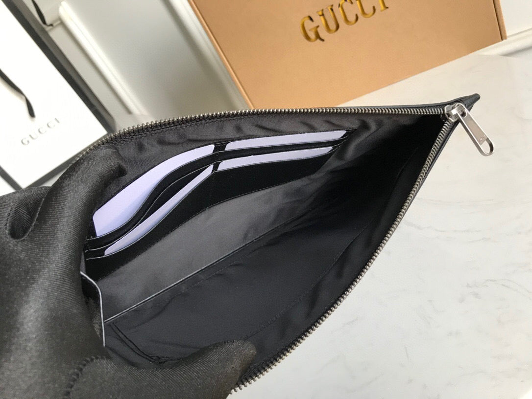 Gucci Off The Grid Pouch 31cm