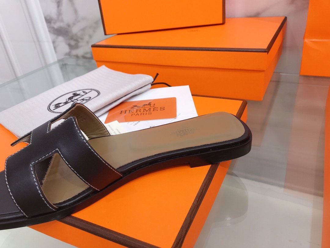Hermes Oran Sandal Black