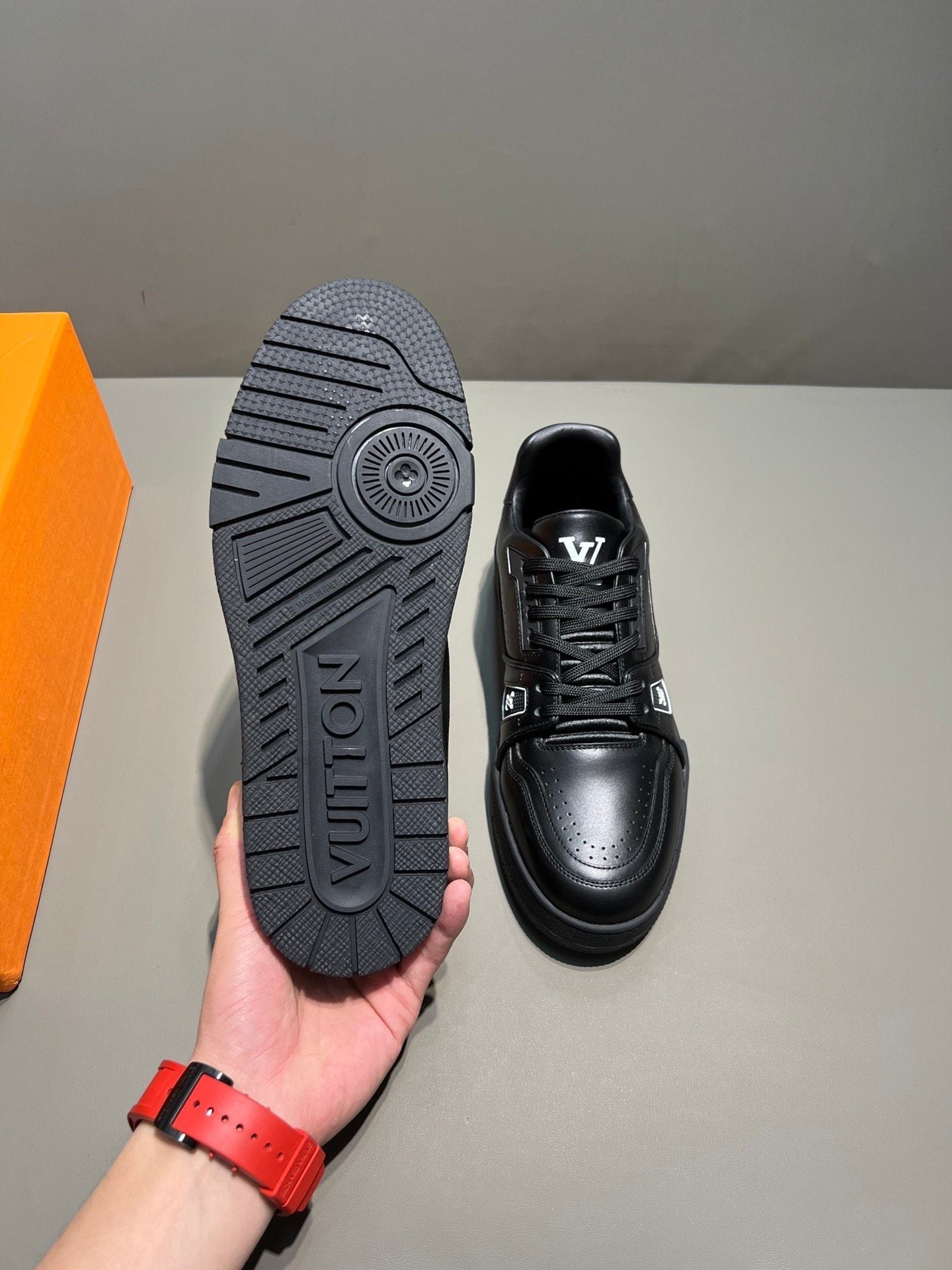 Louis Vuitton Trainer Sneaker