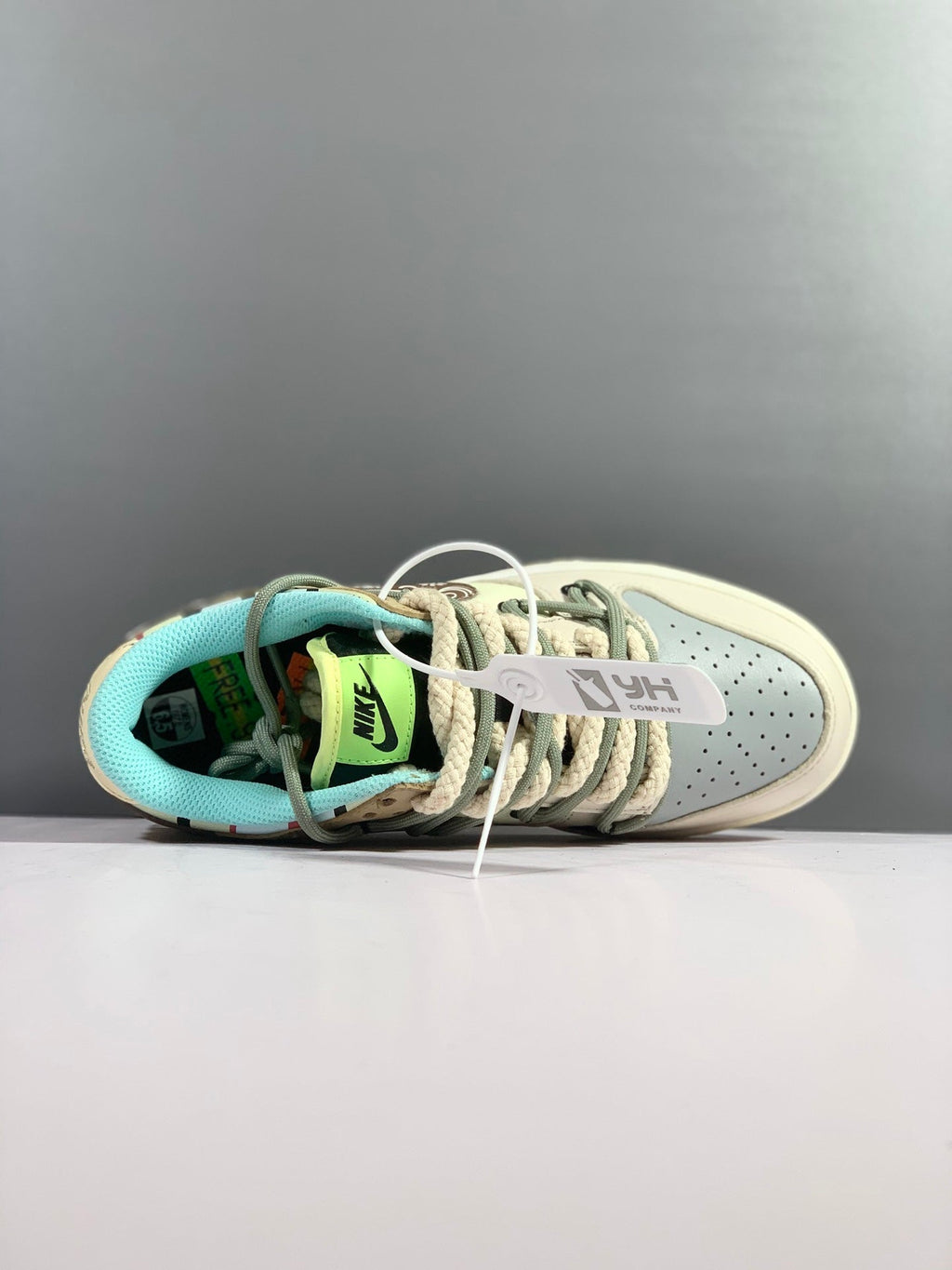 Nike SB Dunk Low Top