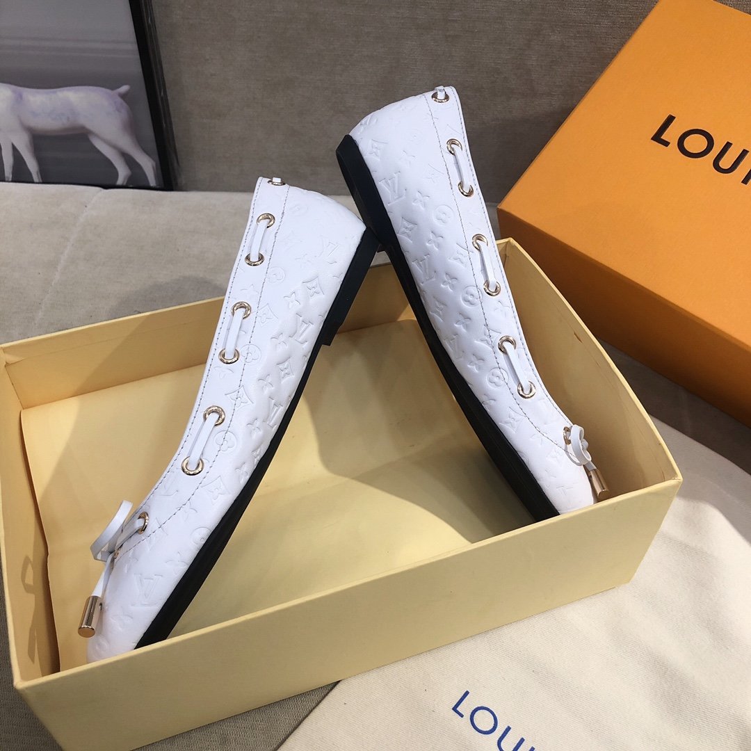 Louis Vuitton Gloria Flat Loafer White