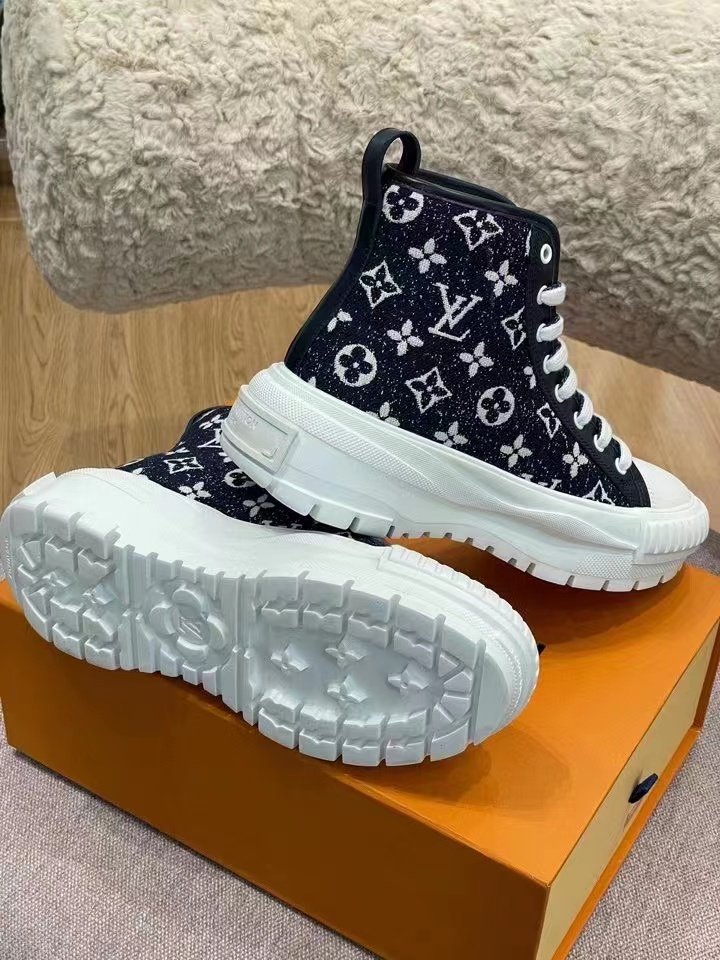 Louis Vuitton Squad Sneaker Boots Black