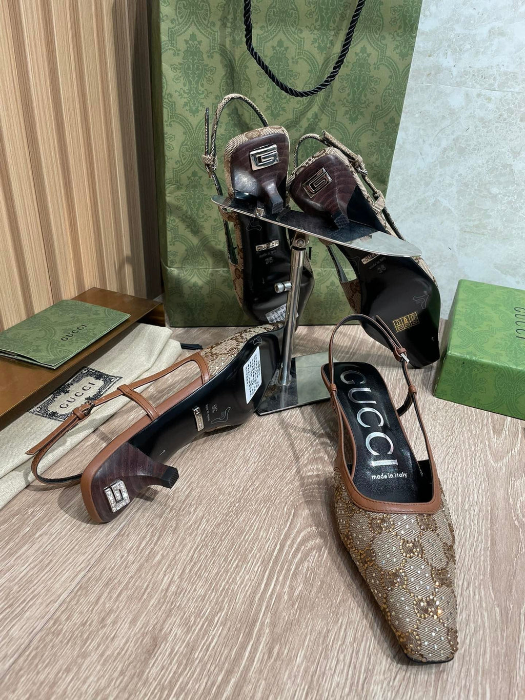 Gucci Slingback Pumps Brown