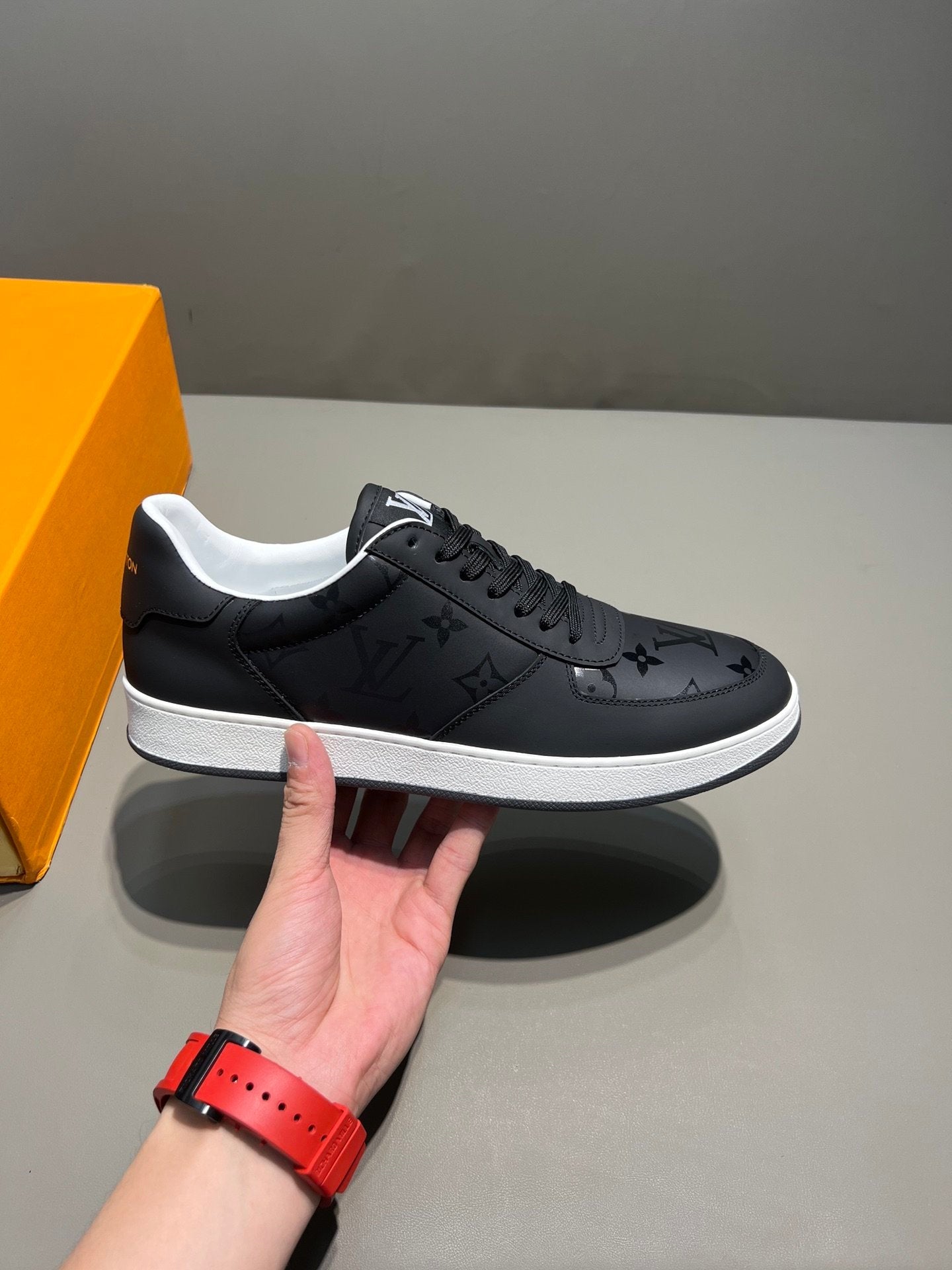 Louis Vuitton Trainer Sneaker