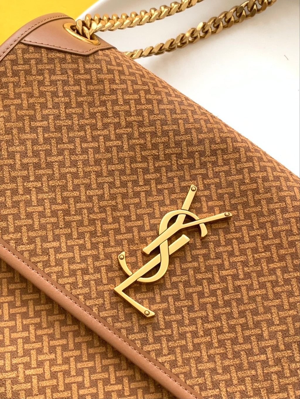 Saint Laurent Niki Medium Chain Bag With Gold Hardware 28cm