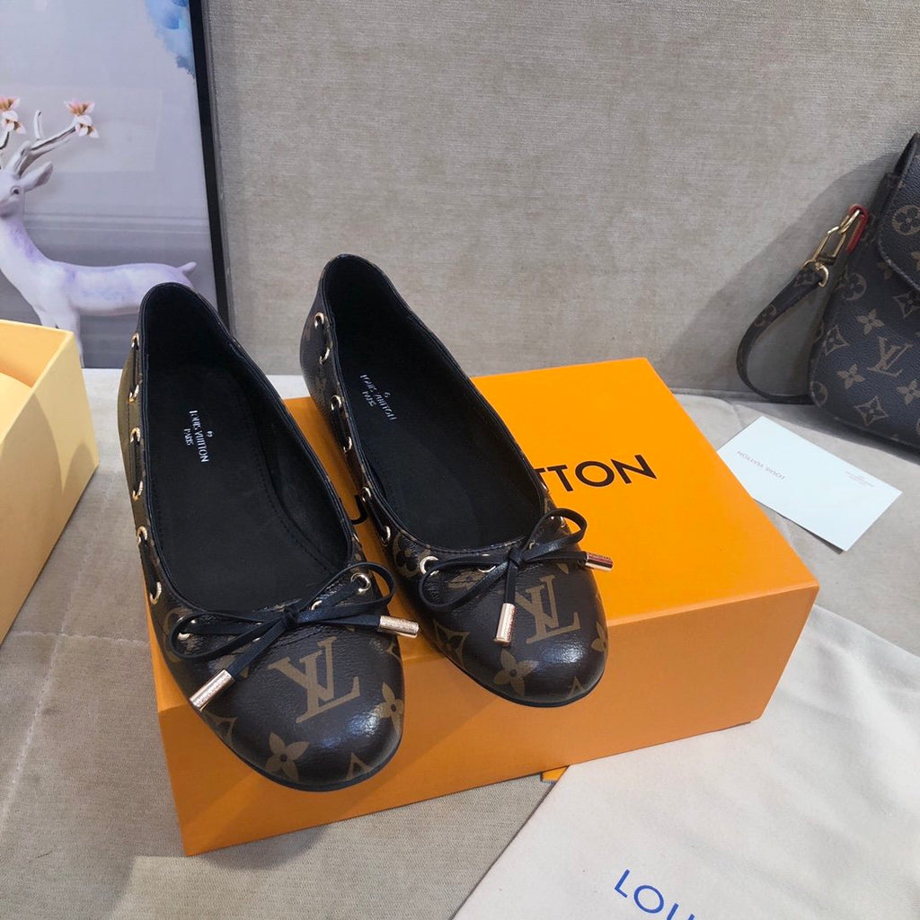 Louis Vuitton Gloria Flat Loafer Black