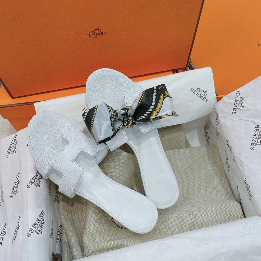 Hermes Oasis White